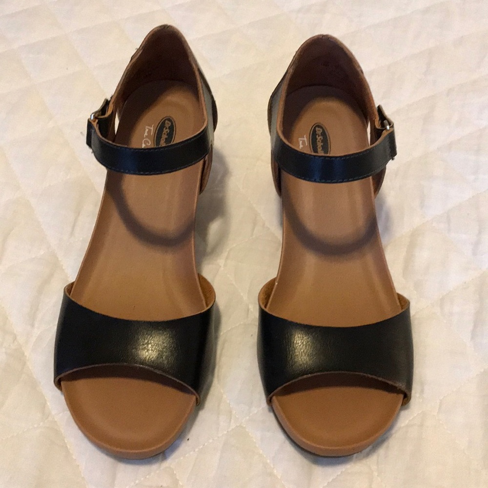Brand New NBW Dr. Scholls wedge sandals